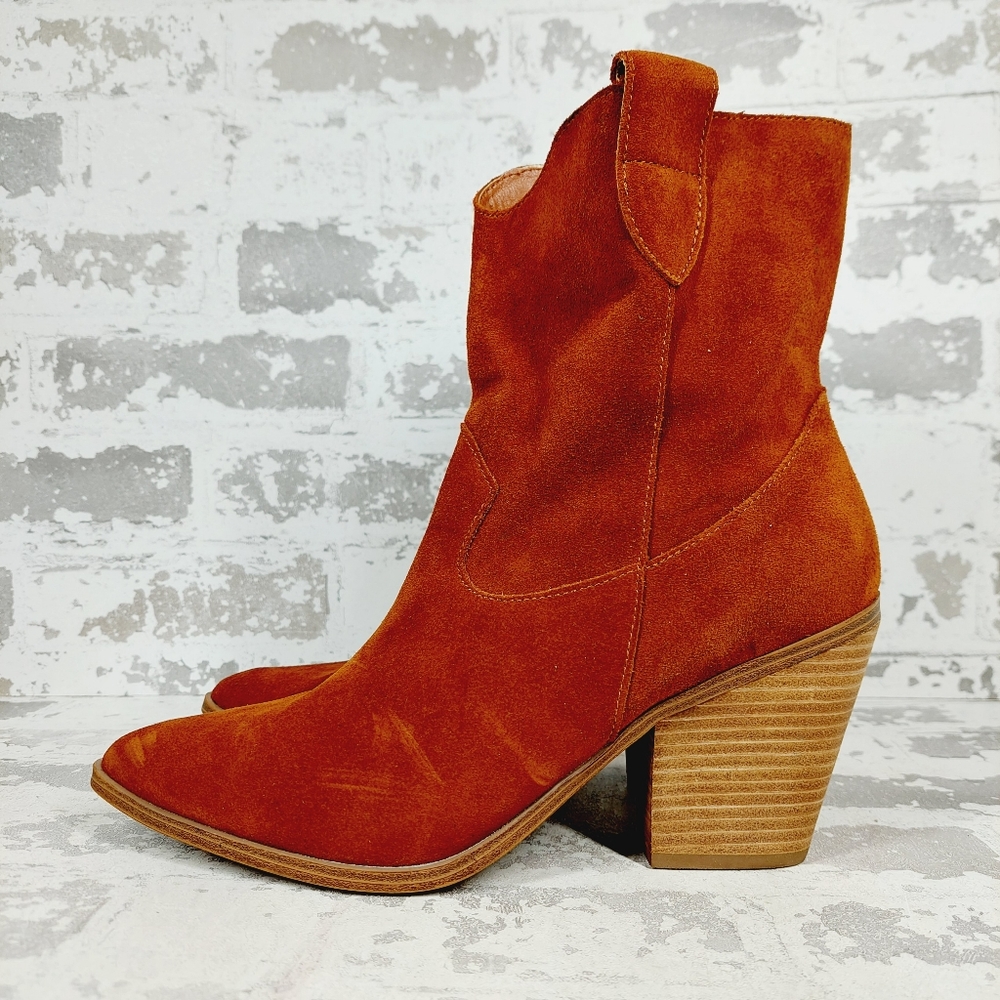 NEW Blondo Women's Wayde Brown Suede Leather Waterproof Western Ankle Boots M978